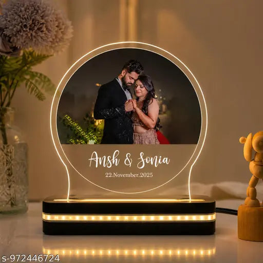 Cartwala Round Couple Photo and Date LED Lamp